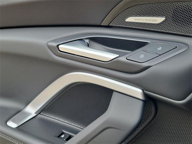 new 2025 Audi Q5 car, priced at $61,899