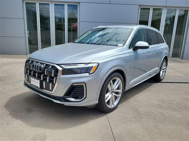 new 2025 Audi Q7 car, priced at $77,514