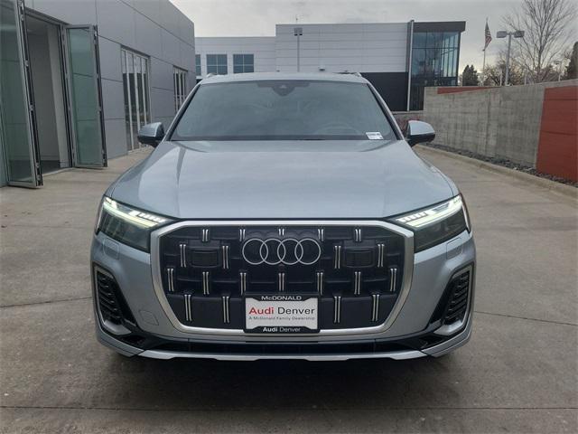 new 2025 Audi Q7 car, priced at $86,659