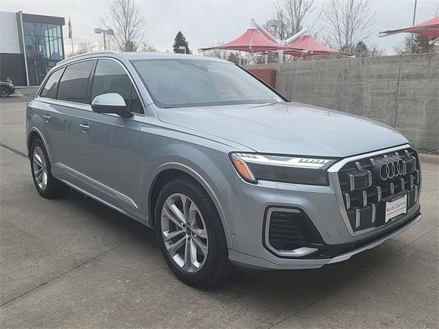 new 2025 Audi Q7 car, priced at $86,659