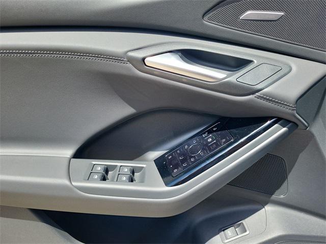 new 2025 Audi Q6 e-tron car, priced at $72,924