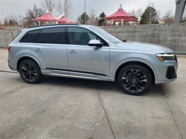 new 2025 Audi Q7 car, priced at $76,254