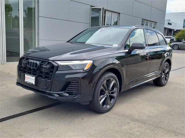 new 2025 Audi Q7 car, priced at $78,549
