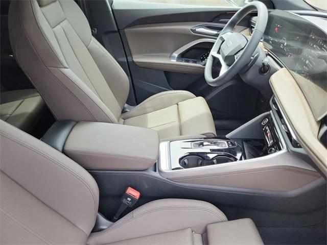 new 2025 Audi Q5 car, priced at $62,099