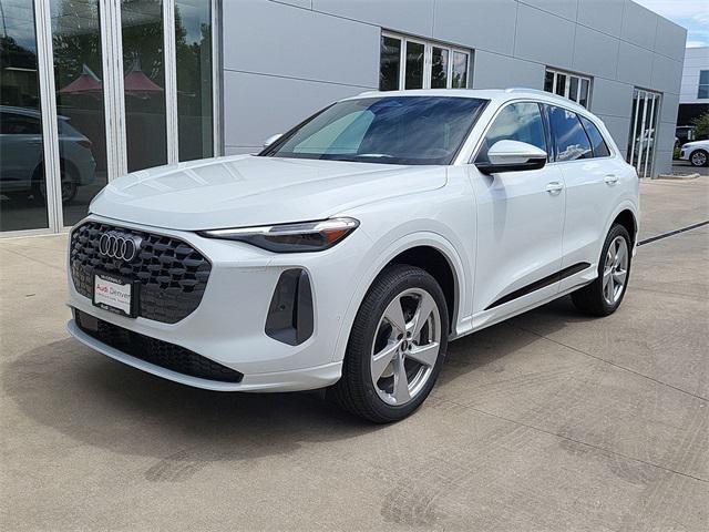 new 2025 Audi Q5 car, priced at $62,099