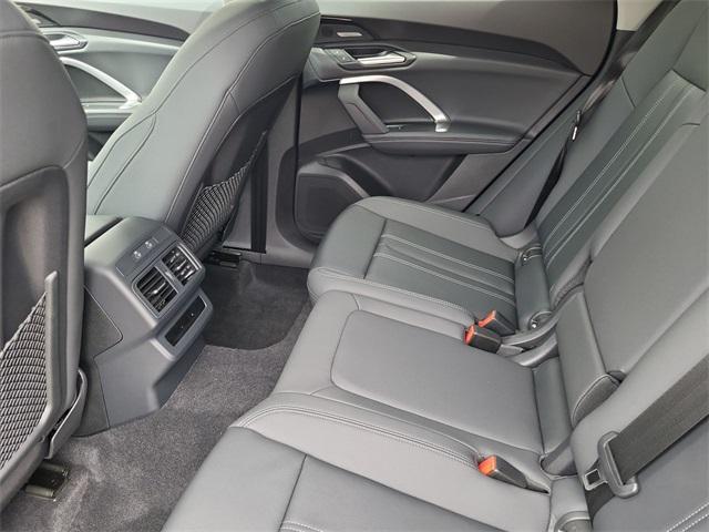 new 2025 Audi Q5 car, priced at $61,889