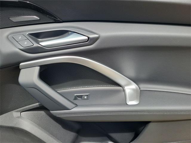 new 2025 Audi Q5 car, priced at $61,889
