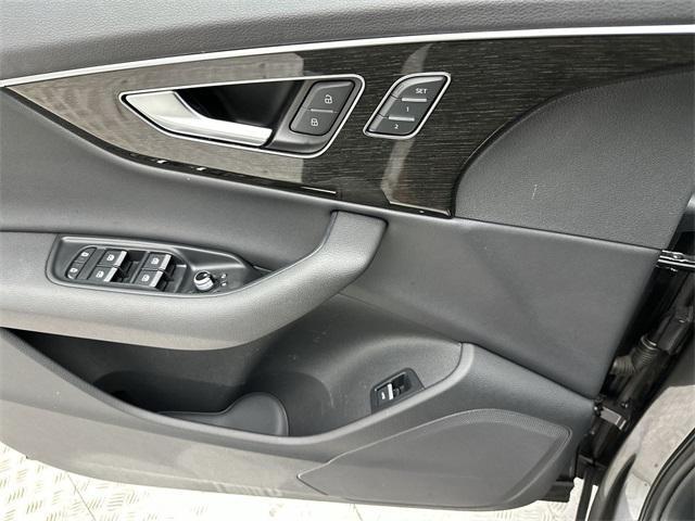 used 2023 Audi Q7 car, priced at $49,549