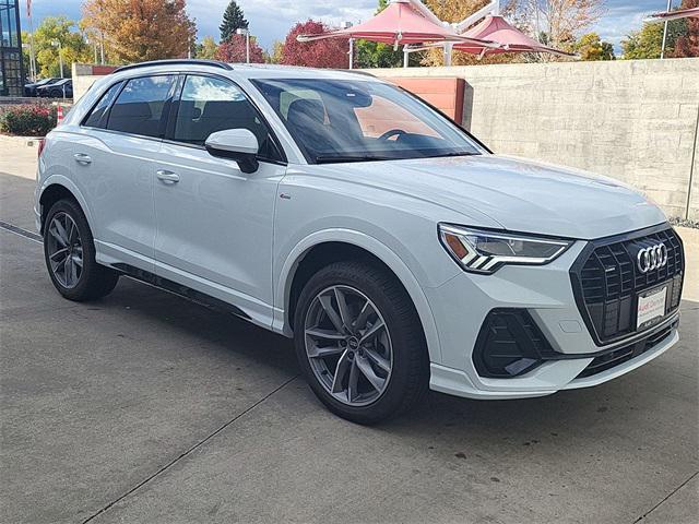 new 2024 Audi Q3 car