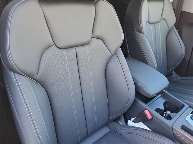 new 2025 Audi Q5 car, priced at $58,859