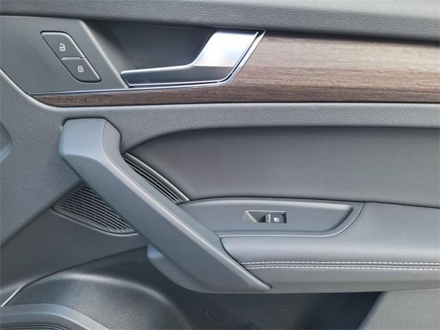 new 2025 Audi Q5 car, priced at $58,859