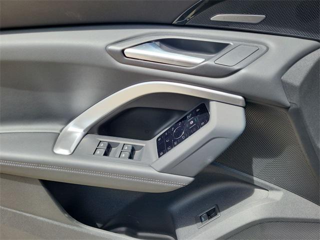 new 2025 Audi Q5 car, priced at $61,774