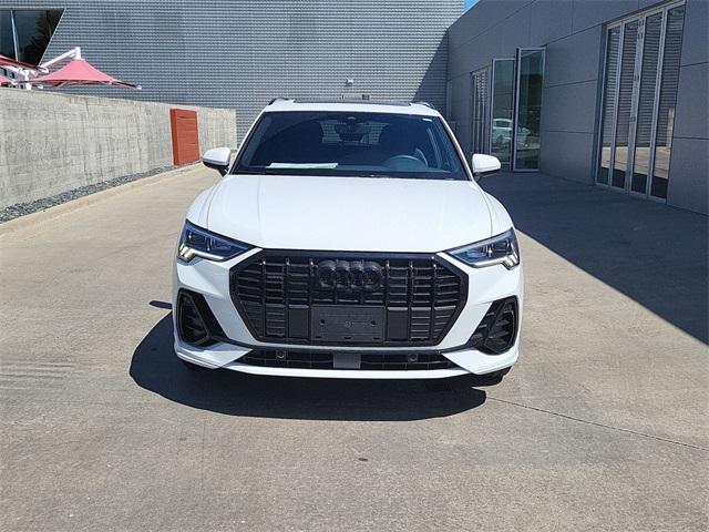 new 2024 Audi Q3 car