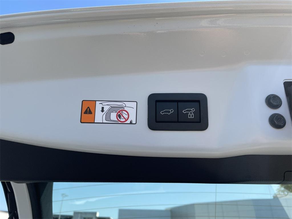 new 2026 Toyota Prius Plug-In Hybrid car, priced at $44,204