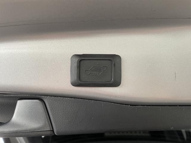 used 2021 Toyota RAV4 car, priced at $25,695