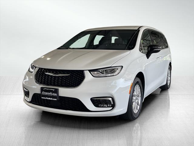 used 2024 Chrysler Pacifica car, priced at $33,595
