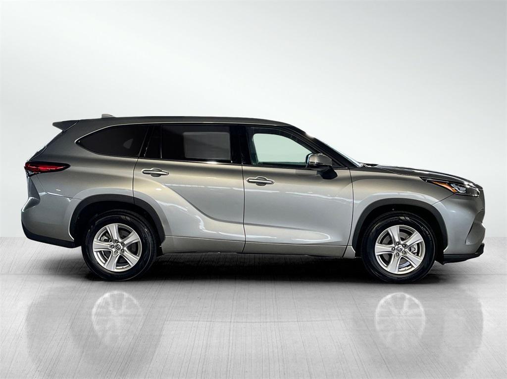 used 2020 Toyota Highlander car, priced at $26,995