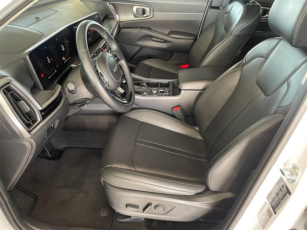 used 2024 Kia Sorento car, priced at $27,395