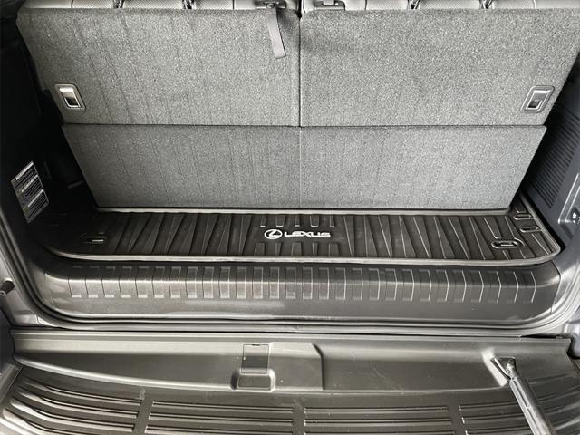 used 2022 Lexus GX 460 car, priced at $51,995
