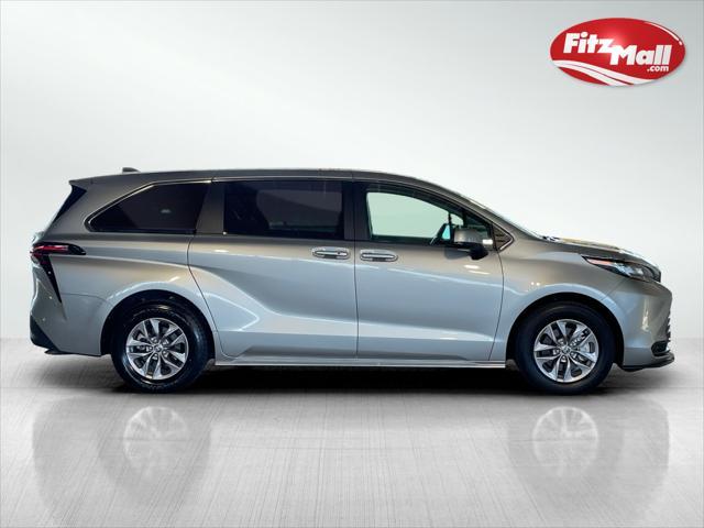 used 2023 Toyota Sienna car, priced at $39,595