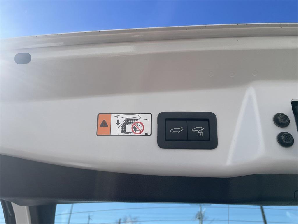 new 2026 Toyota Prius Plug-In Hybrid car, priced at $44,204