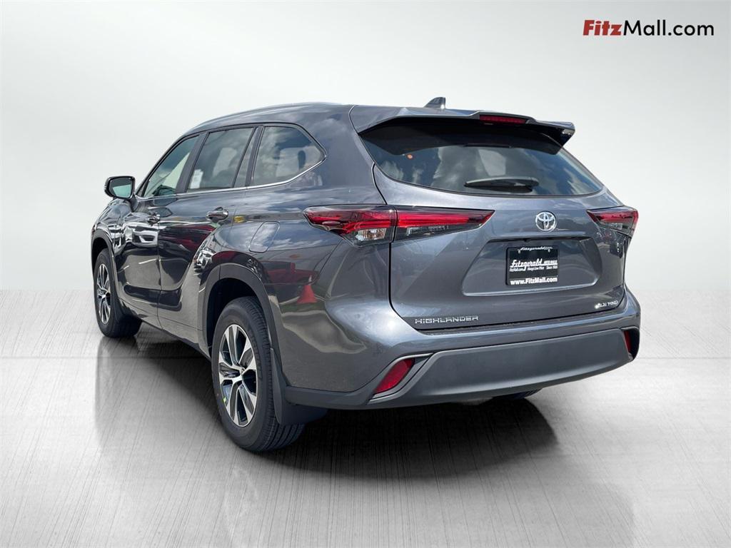 new 2025 Toyota Highlander car, priced at $47,473