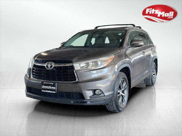 used 2016 Toyota Highlander car, priced at $21,995