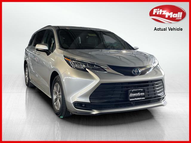 used 2022 Toyota Sienna car, priced at $39,795