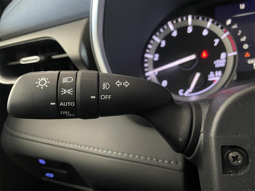 used 2022 Toyota Highlander car, priced at $34,995