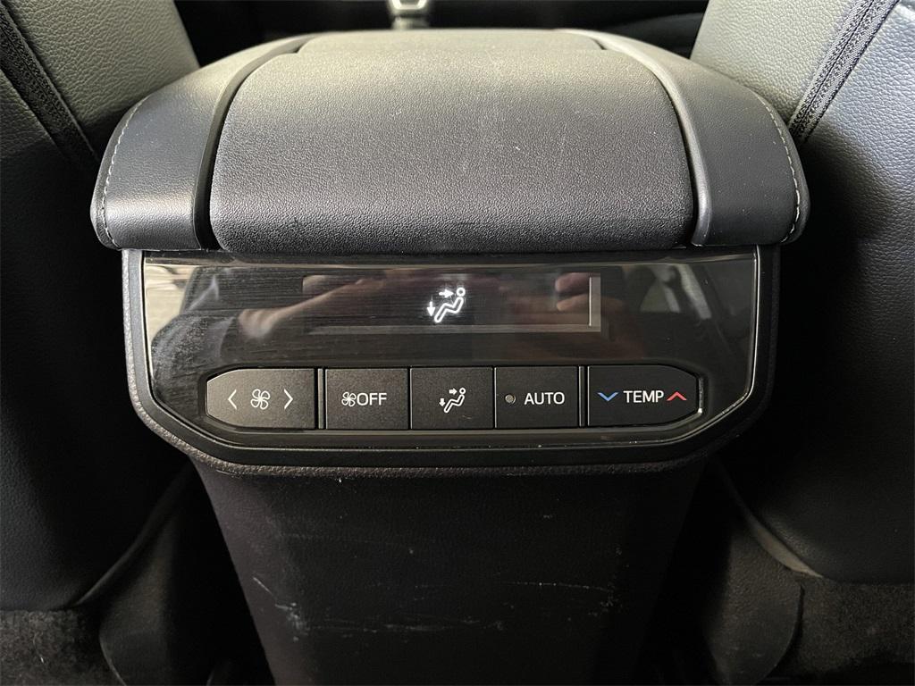 used 2022 Toyota Highlander car, priced at $34,995