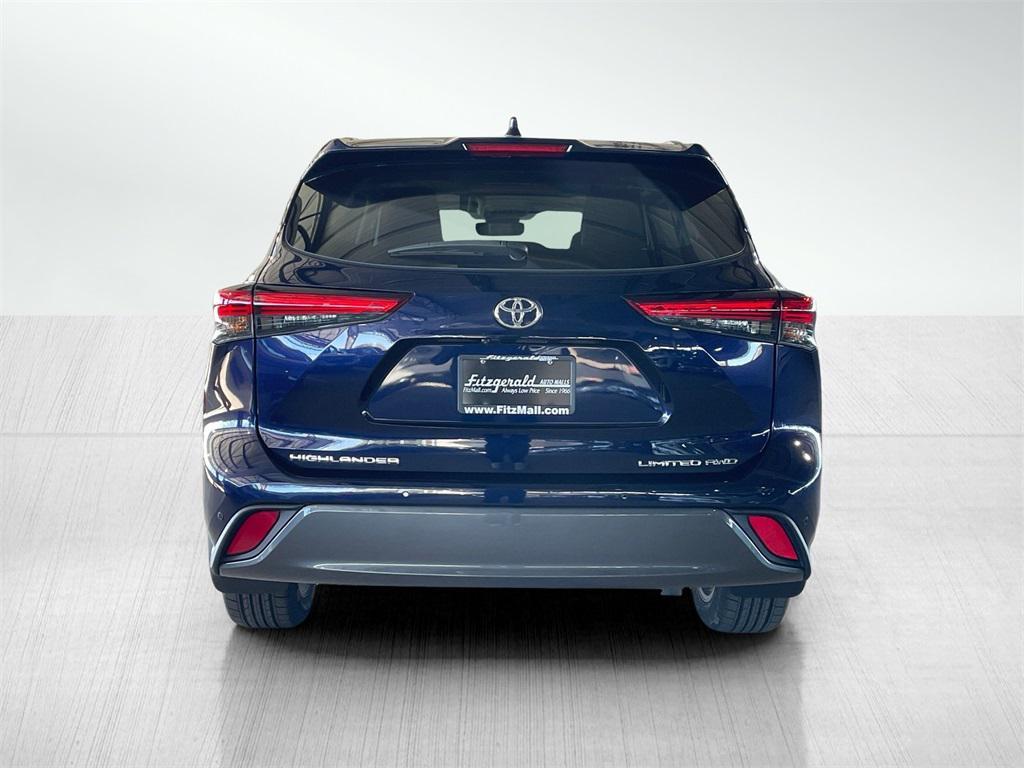 used 2023 Toyota Highlander car, priced at $43,495
