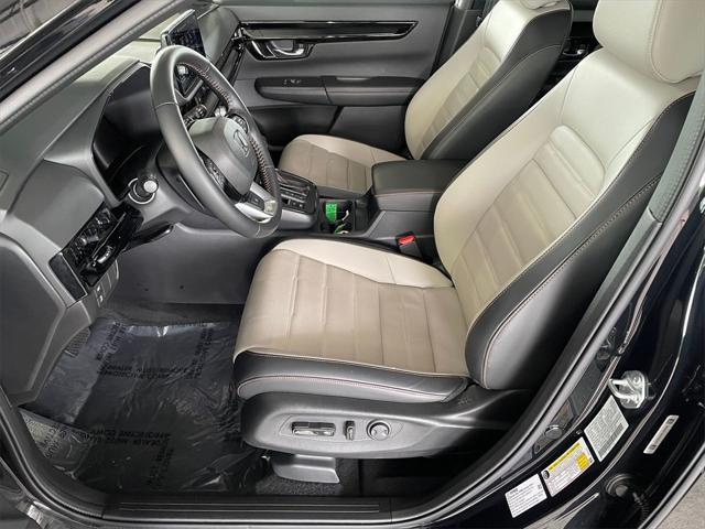 used 2025 Honda CR-V Hybrid car, priced at $39,695