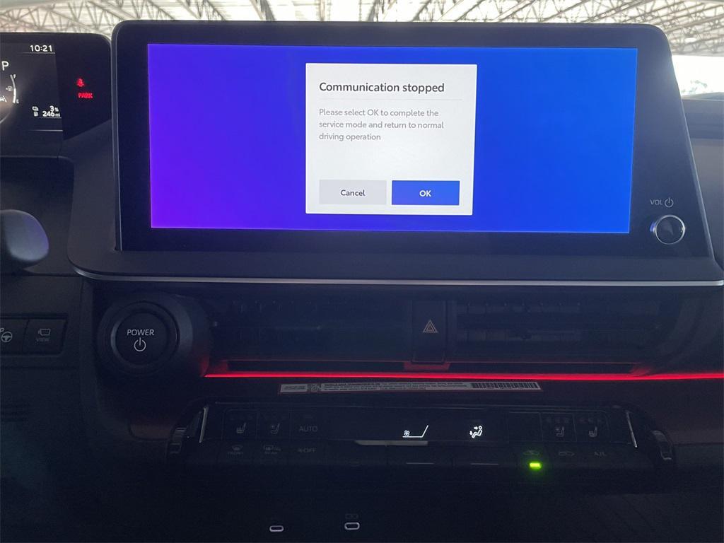 new 2026 Toyota Prius Plug-In Hybrid car, priced at $44,204