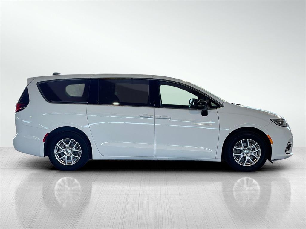 used 2024 Chrysler Pacifica car, priced at $29,795