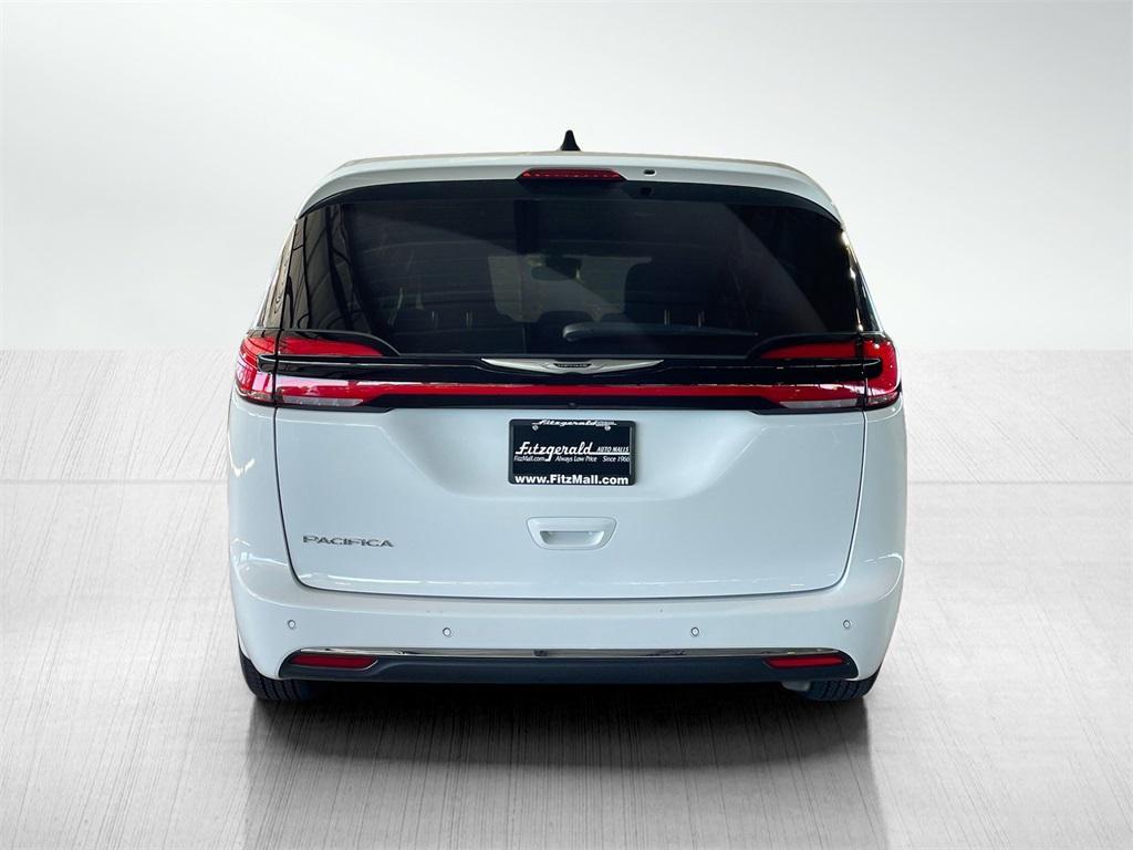 used 2024 Chrysler Pacifica car, priced at $29,795