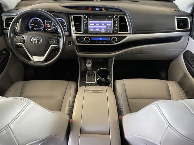 used 2019 Toyota Highlander car, priced at $25,995