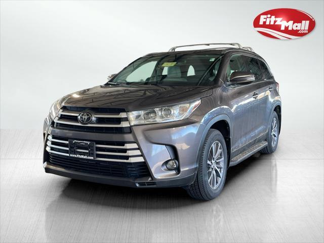 used 2019 Toyota Highlander car, priced at $25,995