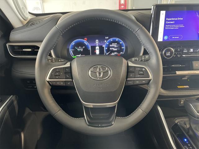 used 2024 Toyota Highlander Hybrid car, priced at $49,995