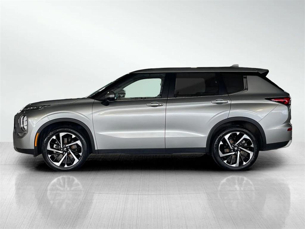 used 2024 Mitsubishi Outlander car, priced at $22,795