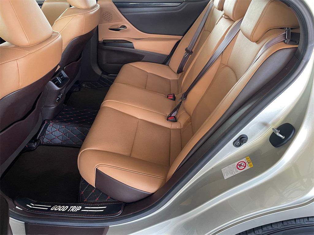 used 2019 Lexus ES 350 car, priced at $32,495