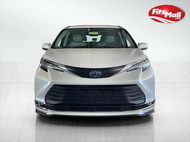 used 2023 Toyota Sienna car, priced at $44,595