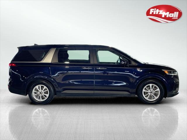 used 2022 Kia Carnival car, priced at $24,495