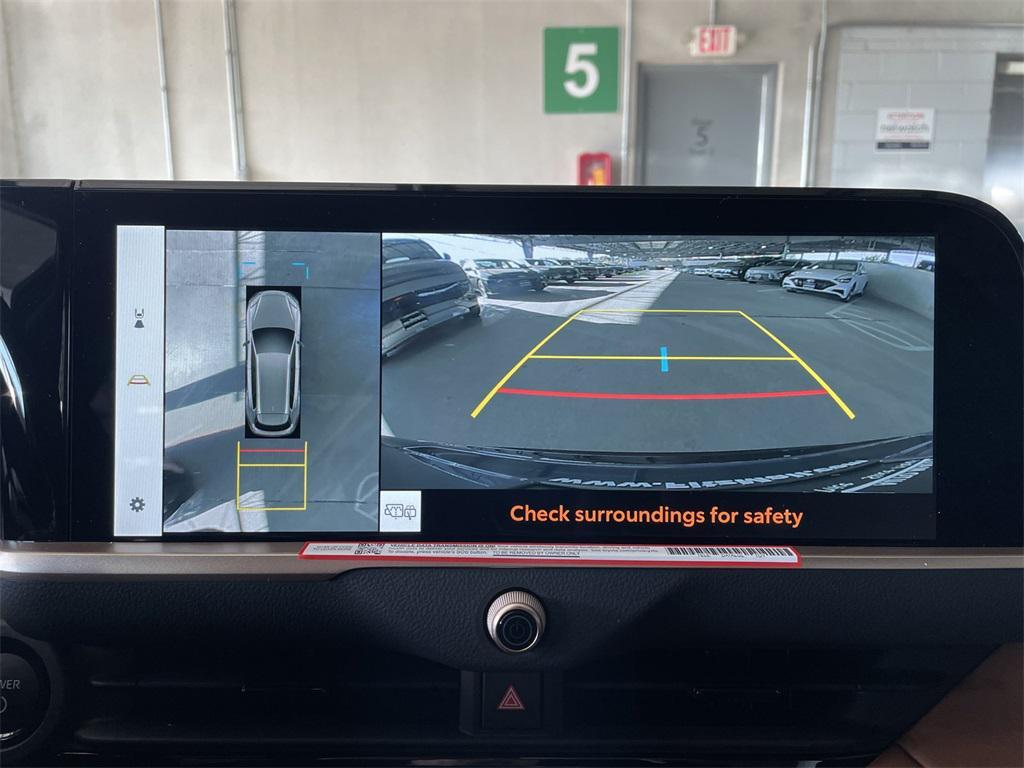 new 2025 Toyota Crown Signia car, priced at $50,610