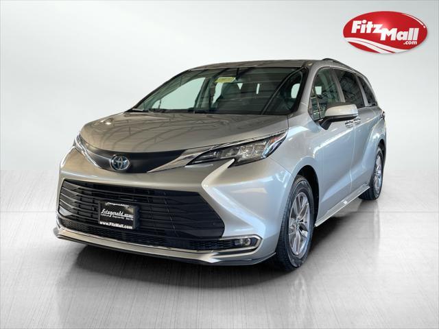 used 2023 Toyota Sienna car, priced at $42,995