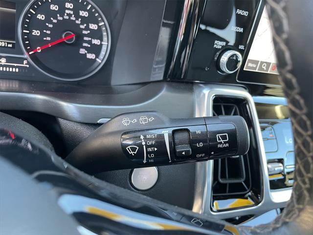 used 2022 Kia Sorento car, priced at $28,995