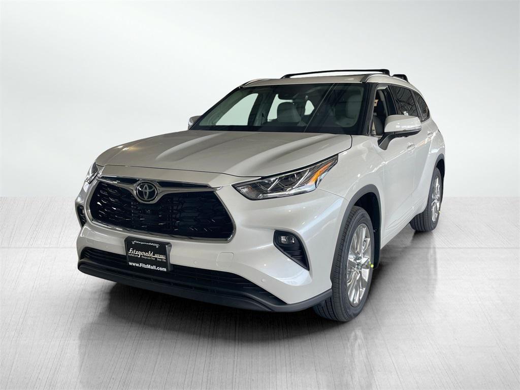 new 2026 Toyota Highlander car, priced at $53,302