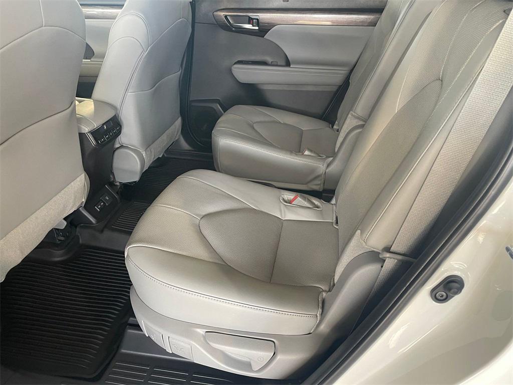 new 2026 Toyota Highlander car, priced at $53,302