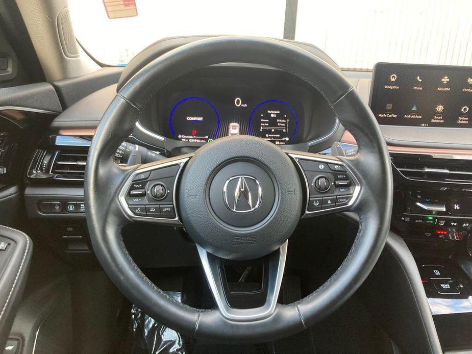 used 2022 Acura MDX car, priced at $43,312