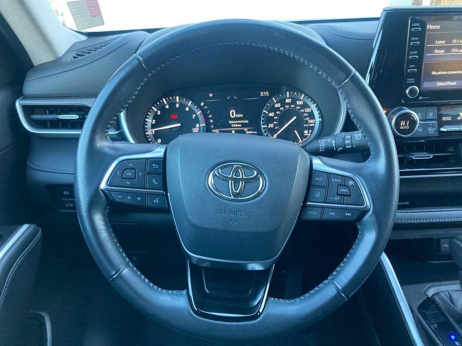 used 2021 Toyota Highlander car, priced at $32,482