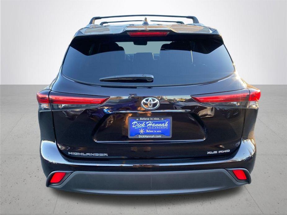 used 2021 Toyota Highlander car, priced at $32,482